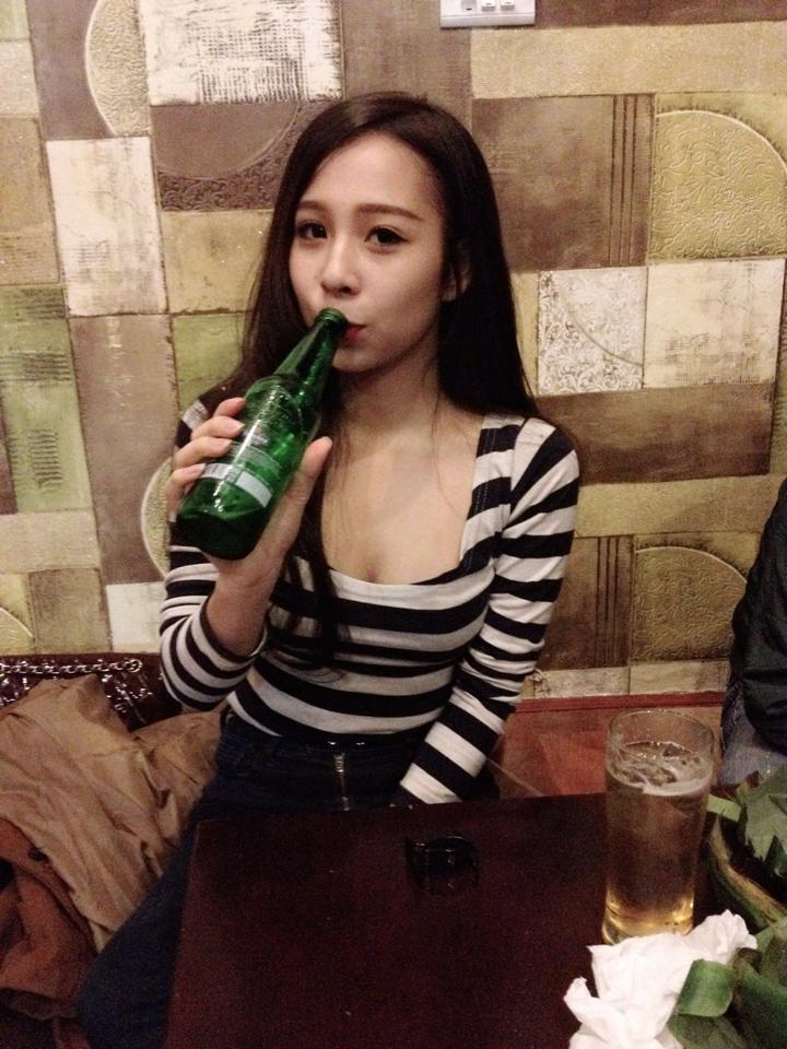 少年骇客美女版免费观看